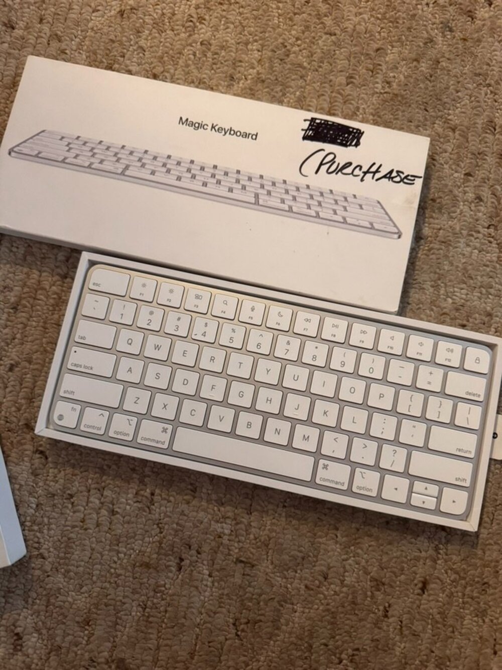 Apple Keyboard